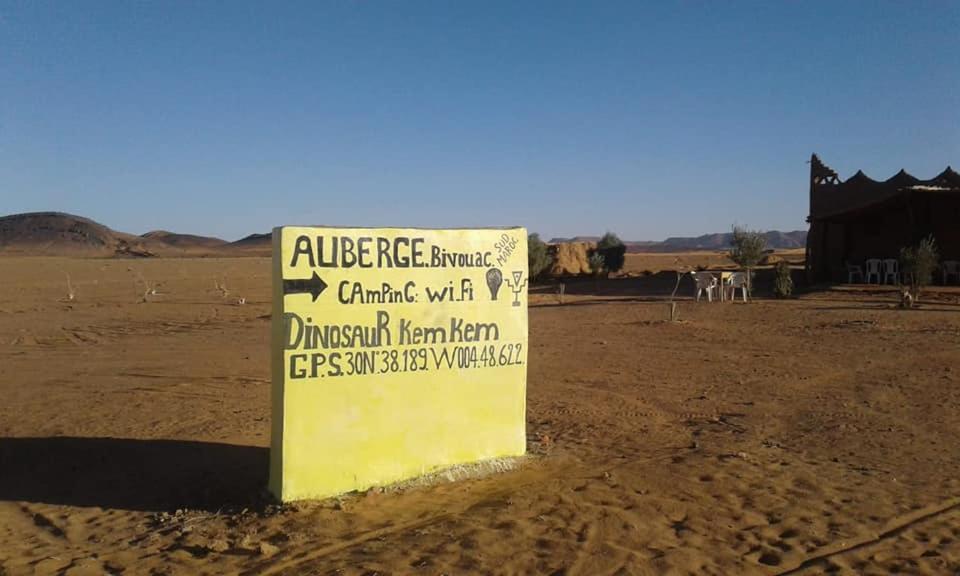 Auberge Dinosaur Kem Kem Tafraoute Sidi Ali Exterior foto