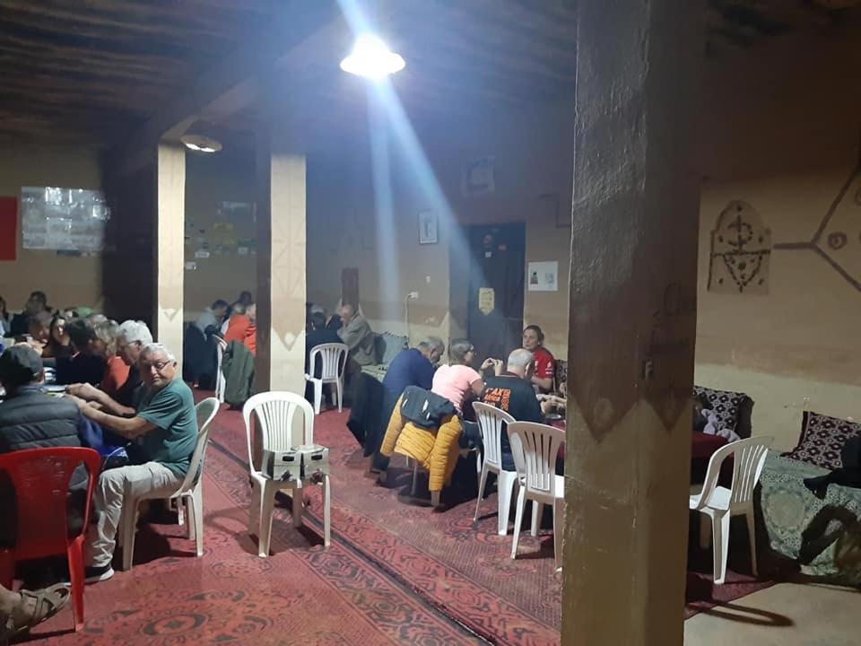 Auberge Dinosaur Kem Kem Tafraoute Sidi Ali Exterior foto