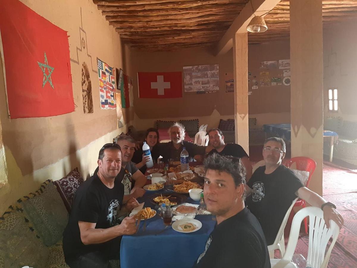 Auberge Dinosaur Kem Kem Tafraoute Sidi Ali Exterior foto